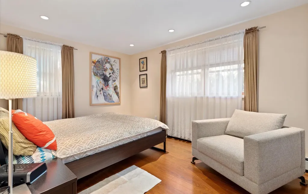 5 Berkeley Place Sea Cliff NY 11579