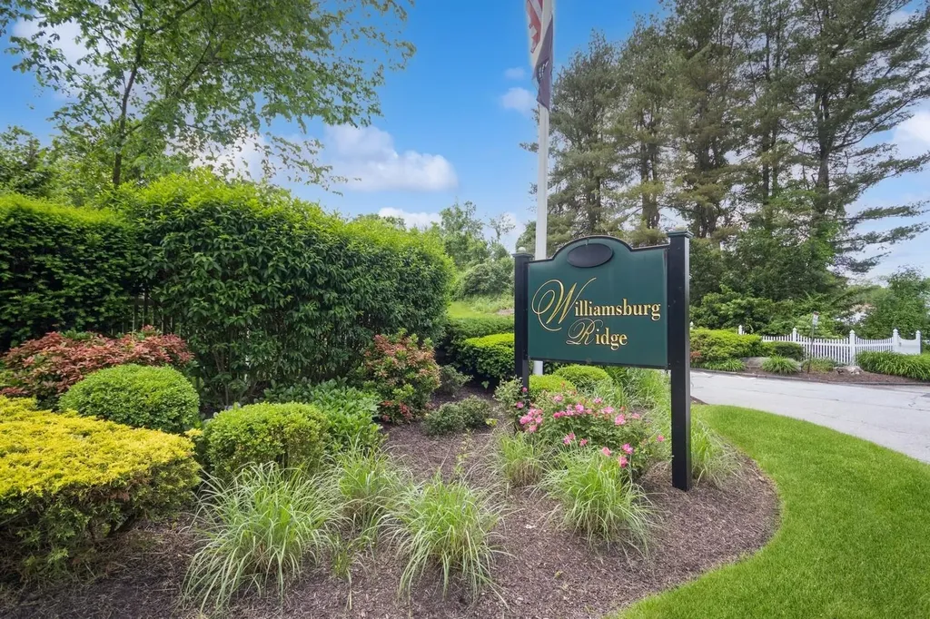 104 Williamsburg Drive Mahopac NY 10541