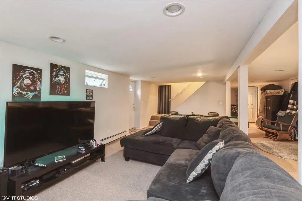 32 Seusing Boulevard Ronkonkoma NY 11779