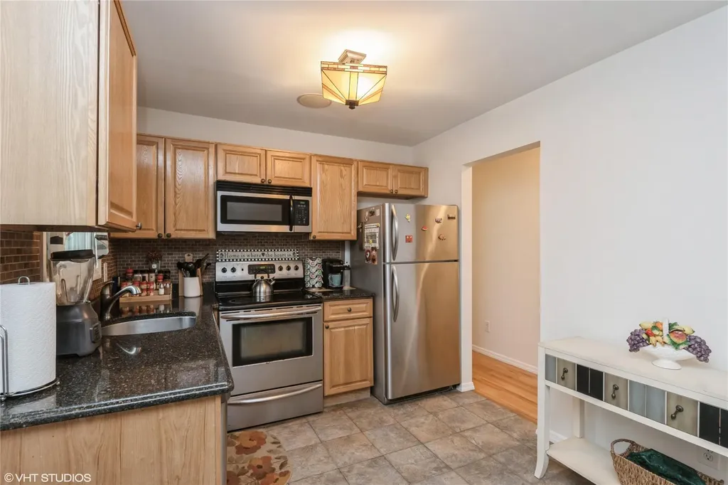 32 Seusing Boulevard Ronkonkoma NY 11779