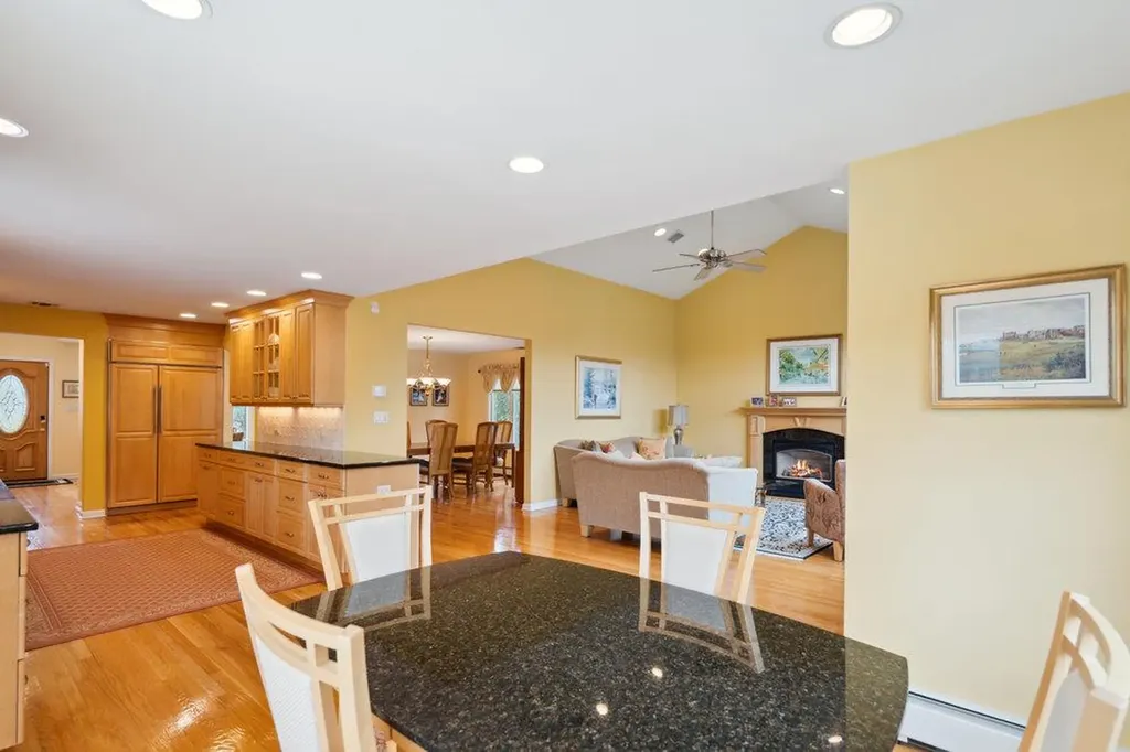 7 Holly Drive Syosset NY 11791