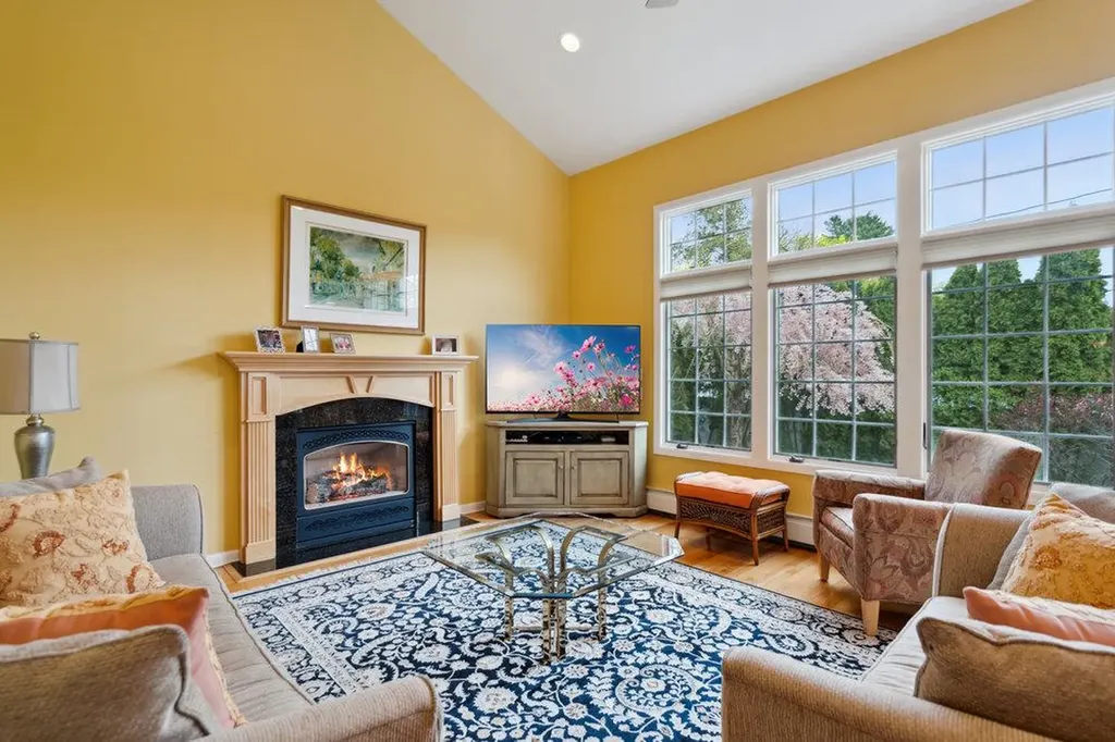 7 Holly Drive Syosset NY 11791