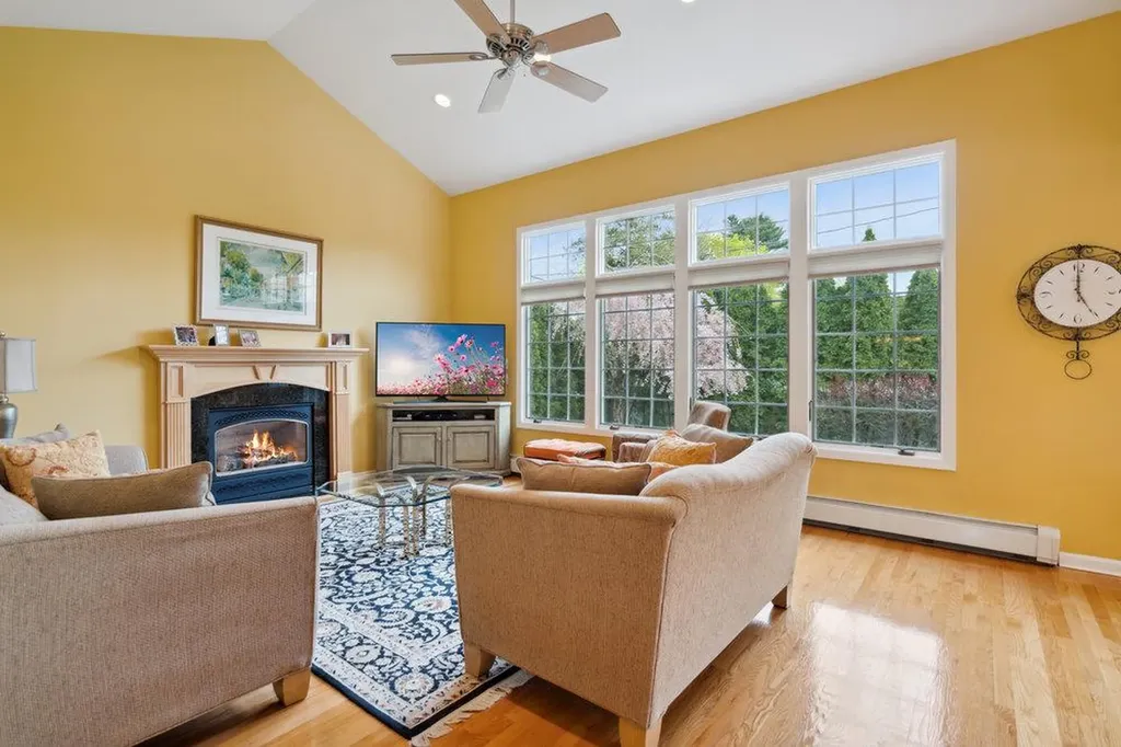 7 Holly Drive Syosset NY 11791