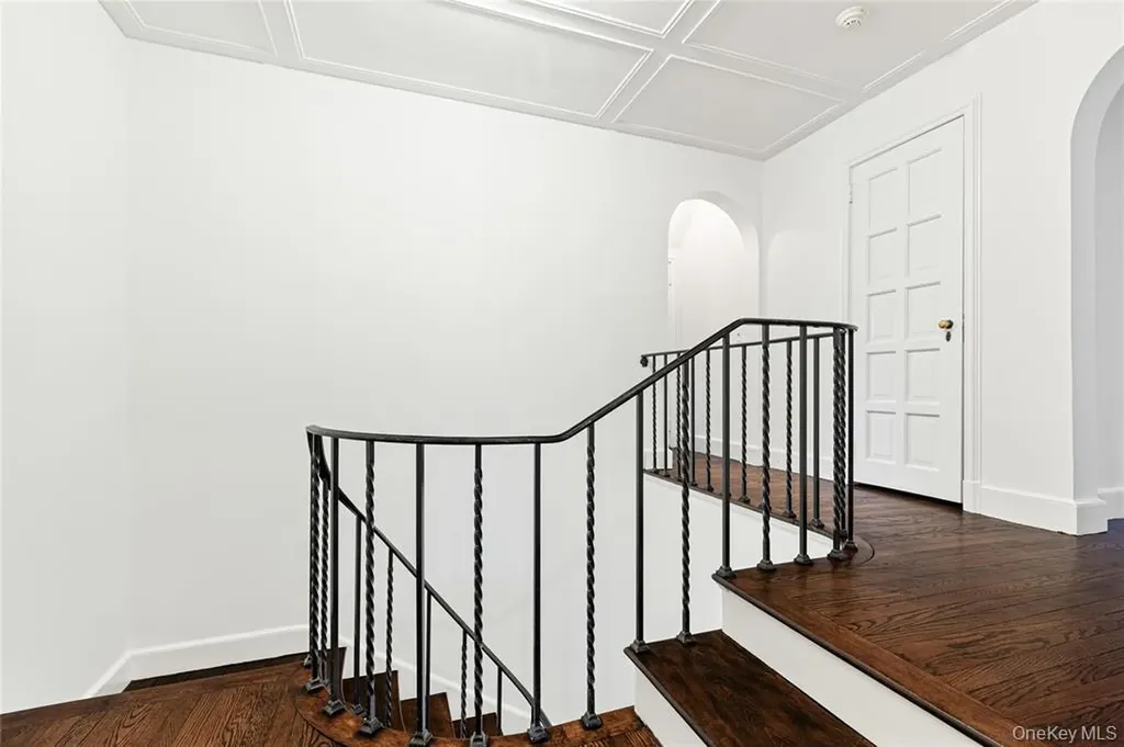 6 Fox Meadow Road Scarsdale NY 10583