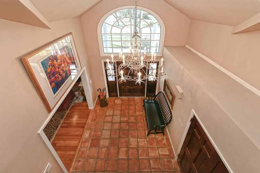 46 Round Tree Drive Melville NY 11747