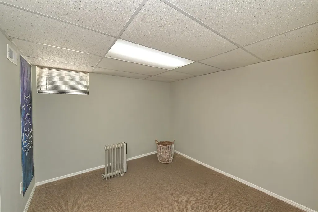 46 Round Tree Drive Melville NY 11747