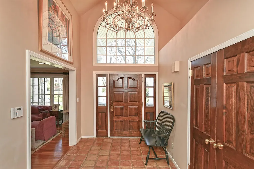 46 Round Tree Drive Melville NY 11747