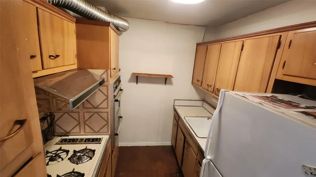 92-30 56th Avenue Elmhurst NY 11373