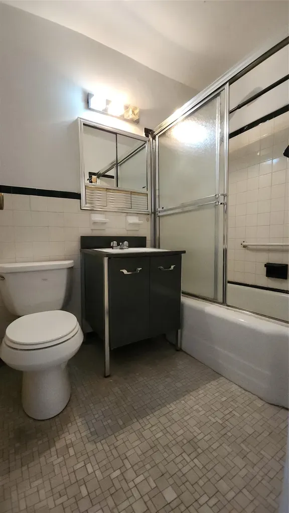 92-30 56th Avenue Elmhurst NY 11373