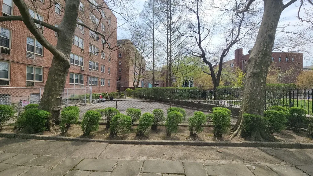 92-30 56th Avenue Elmhurst NY 11373