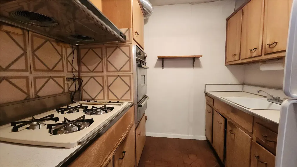 92-30 56th Avenue Elmhurst NY 11373