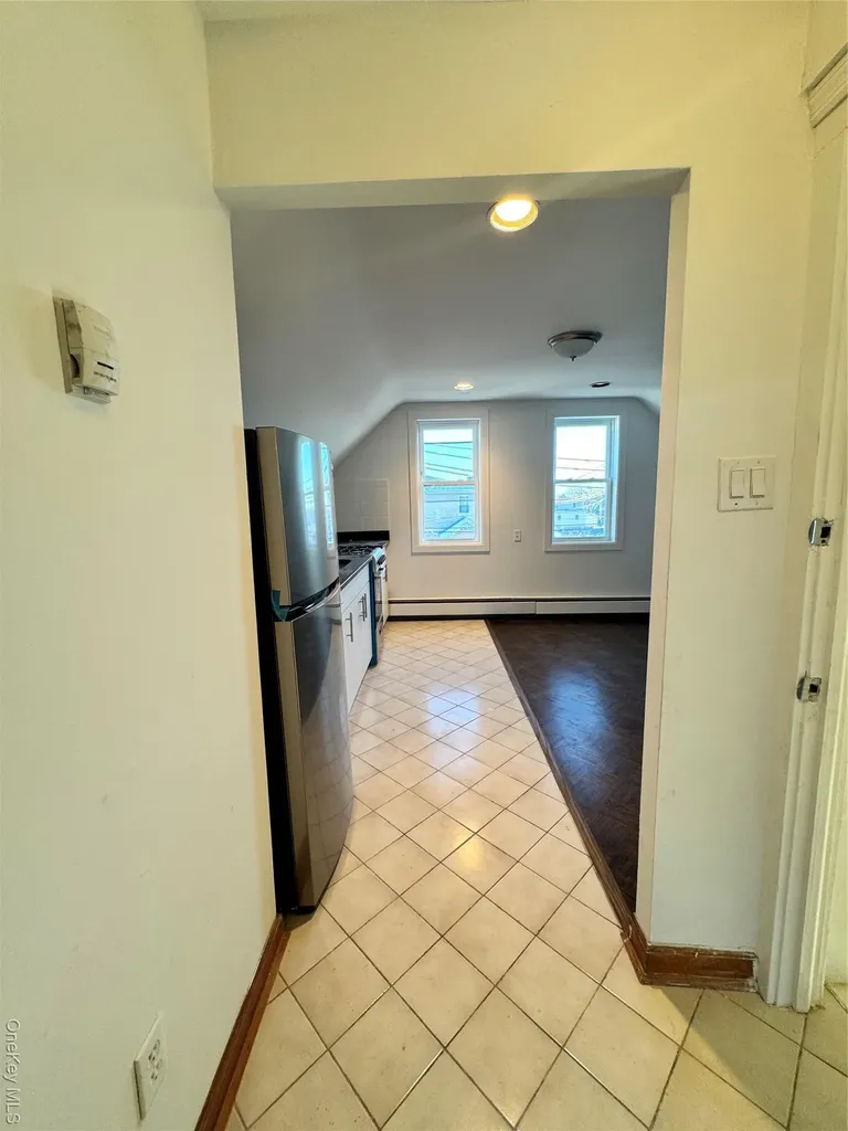 25907 147th Road Rosedale NY 11422