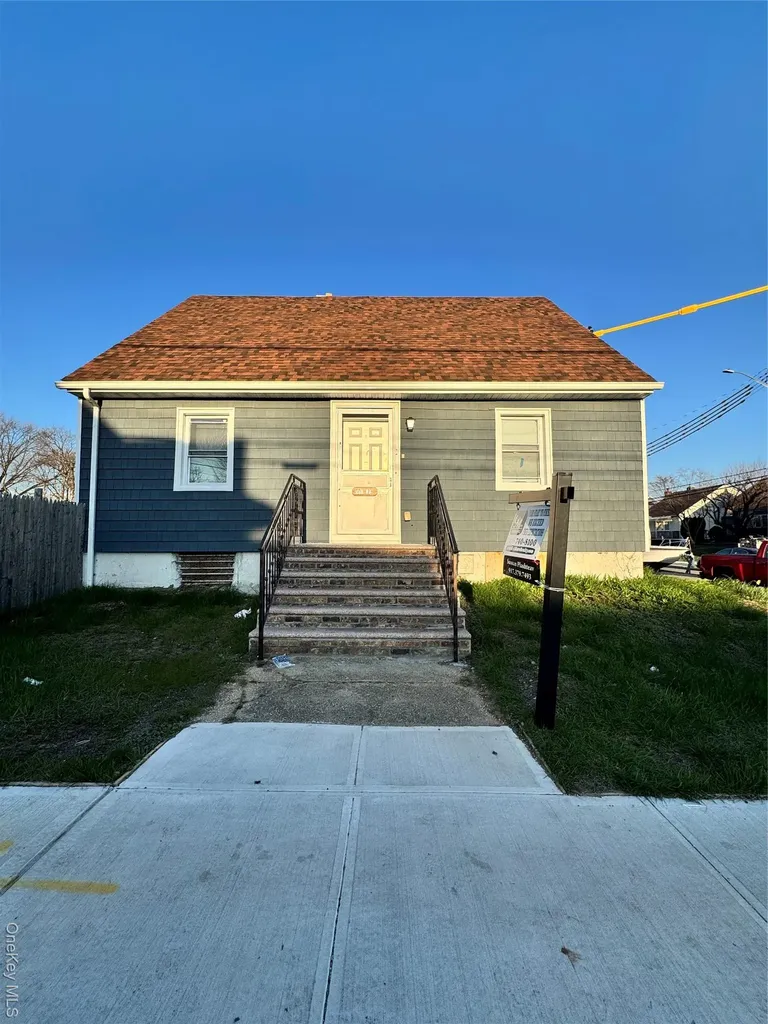 25907 147th Road Rosedale NY 11422