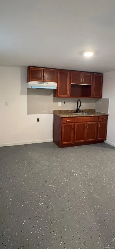 25907 147th Road Rosedale NY 11422