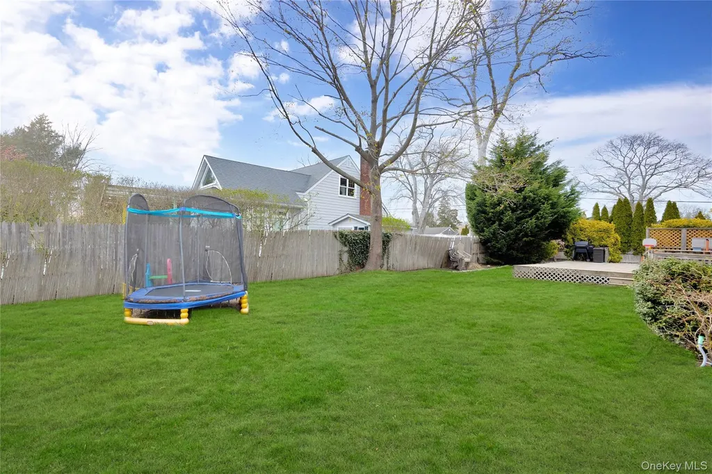 110 Saint Marks Lane Islip NY 11751