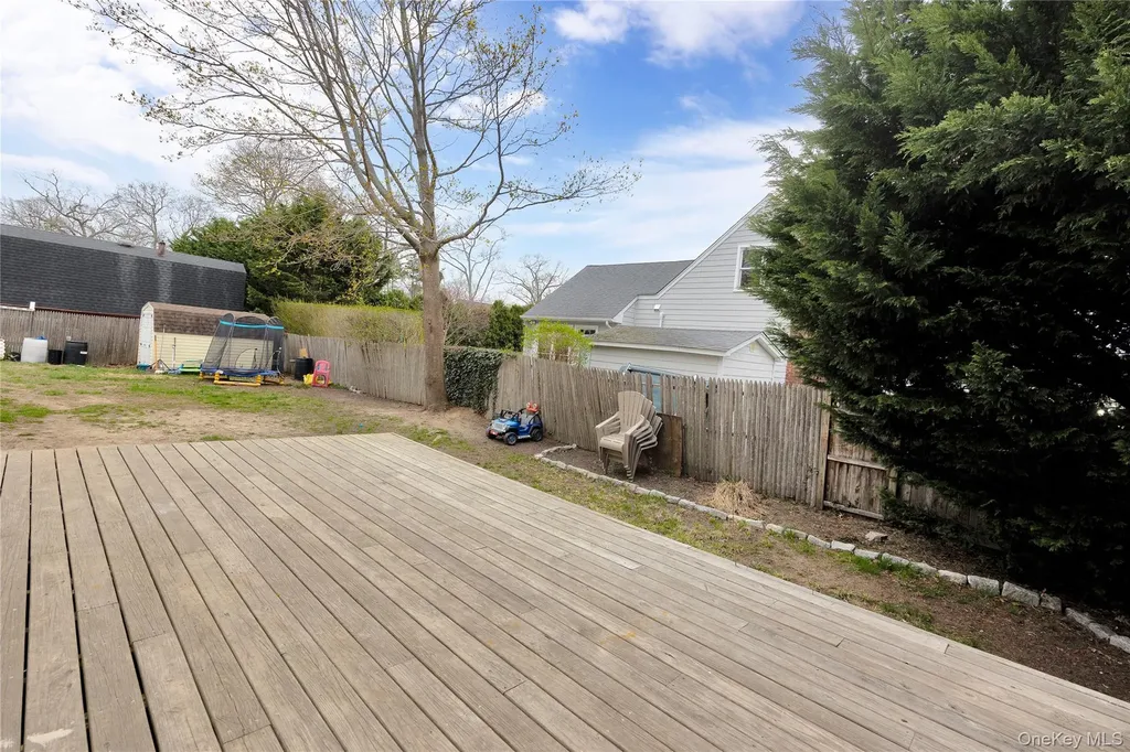 110 Saint Marks Lane Islip NY 11751