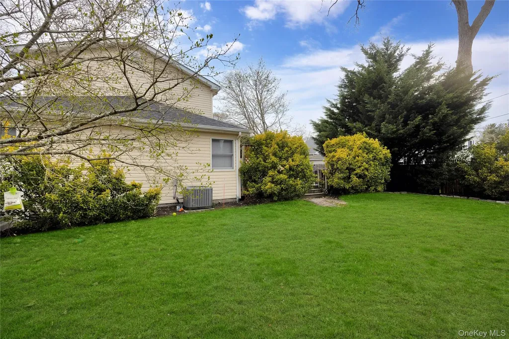 110 Saint Marks Lane Islip NY 11751