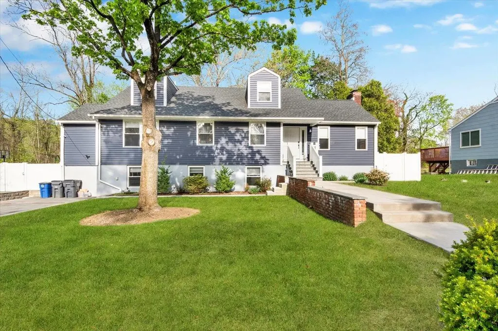 176 Edgepark Road White Plains NY 10603