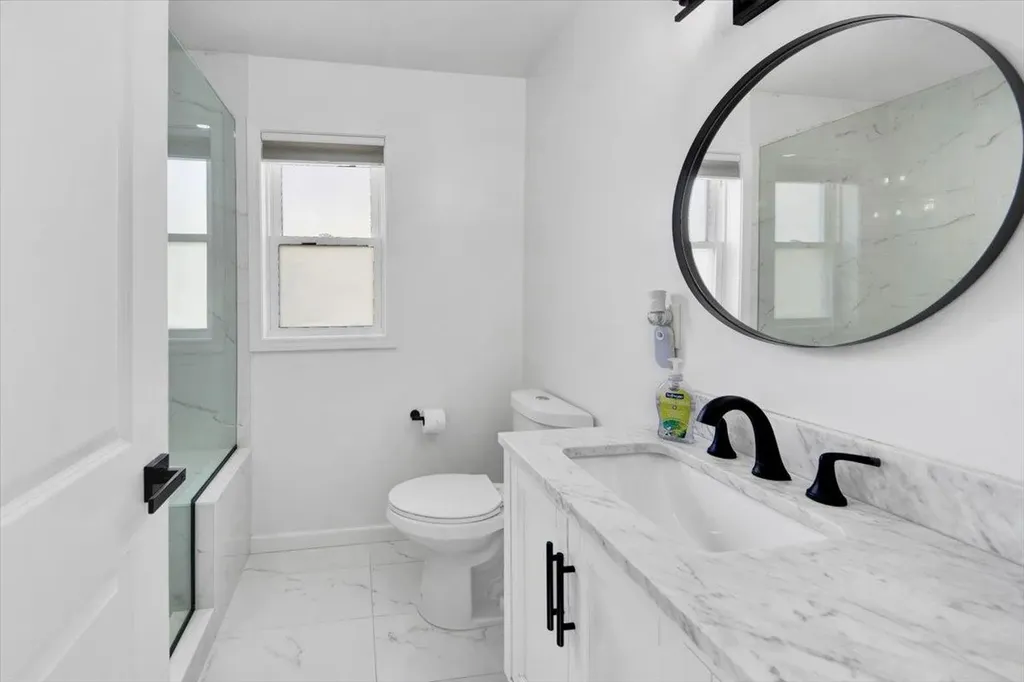 176 Edgepark Road White Plains NY 10603