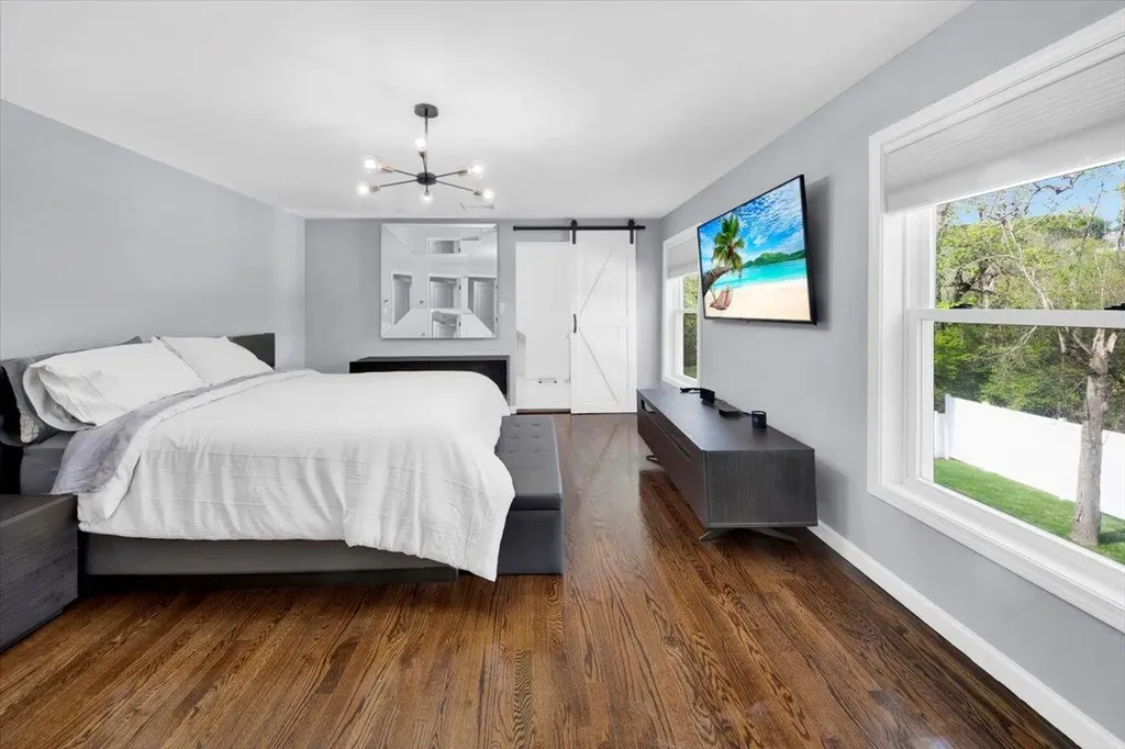 176 Edgepark Road White Plains NY 10603