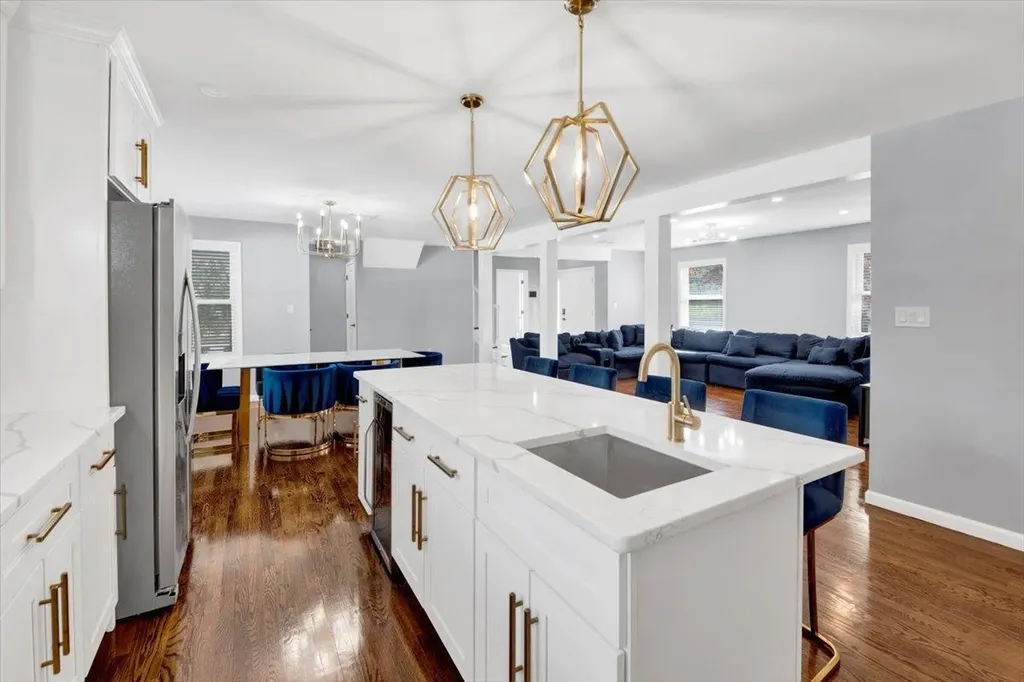 176 Edgepark Road White Plains NY 10603