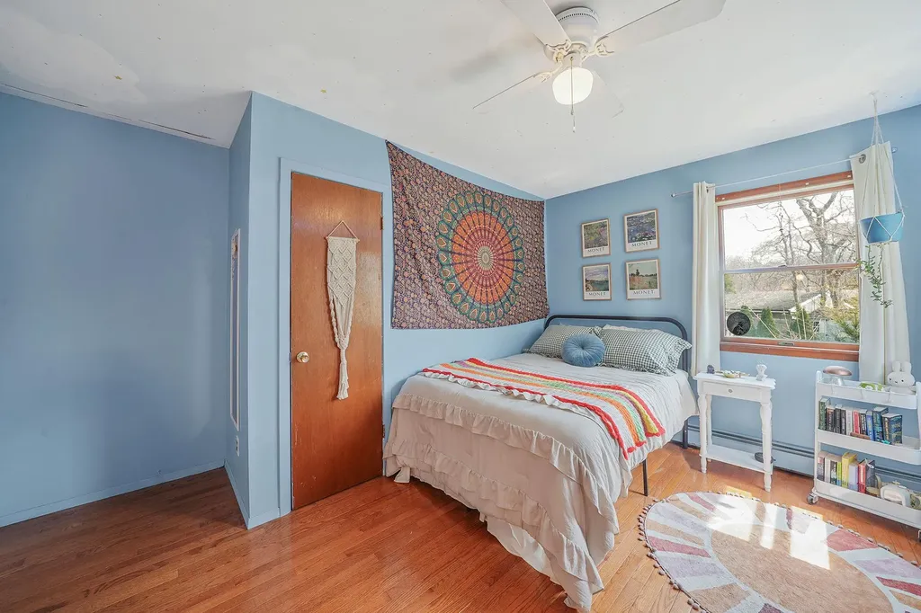 290 Carlton Drive E Shirley NY 11967