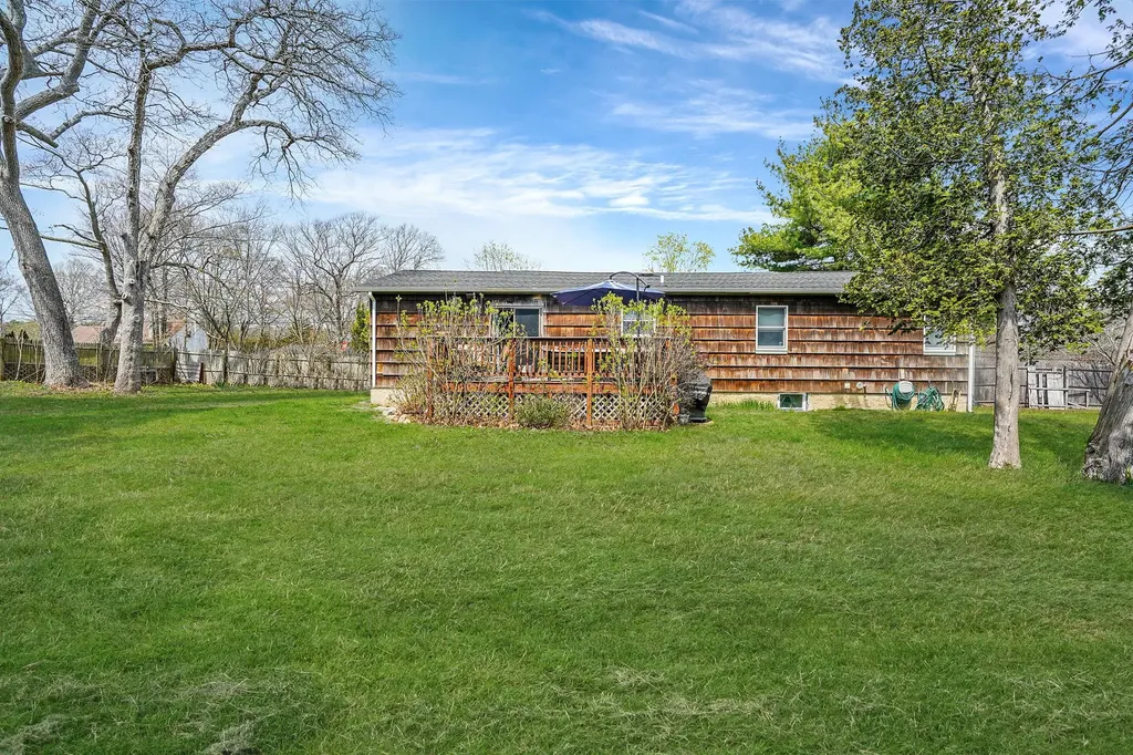 290 Carlton Drive E Shirley NY 11967
