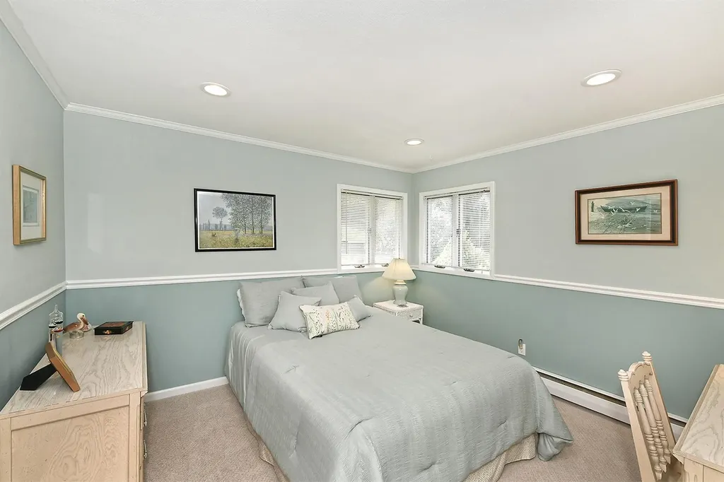 3 Duke Place Dix Hills NY 11746