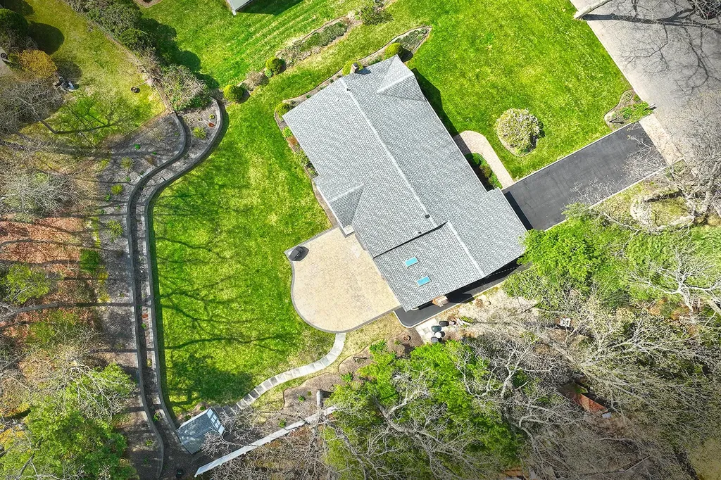 3 Duke Place Dix Hills NY 11746