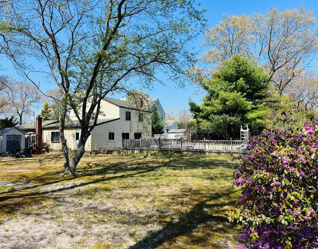 269 Dare Road Selden NY 11784