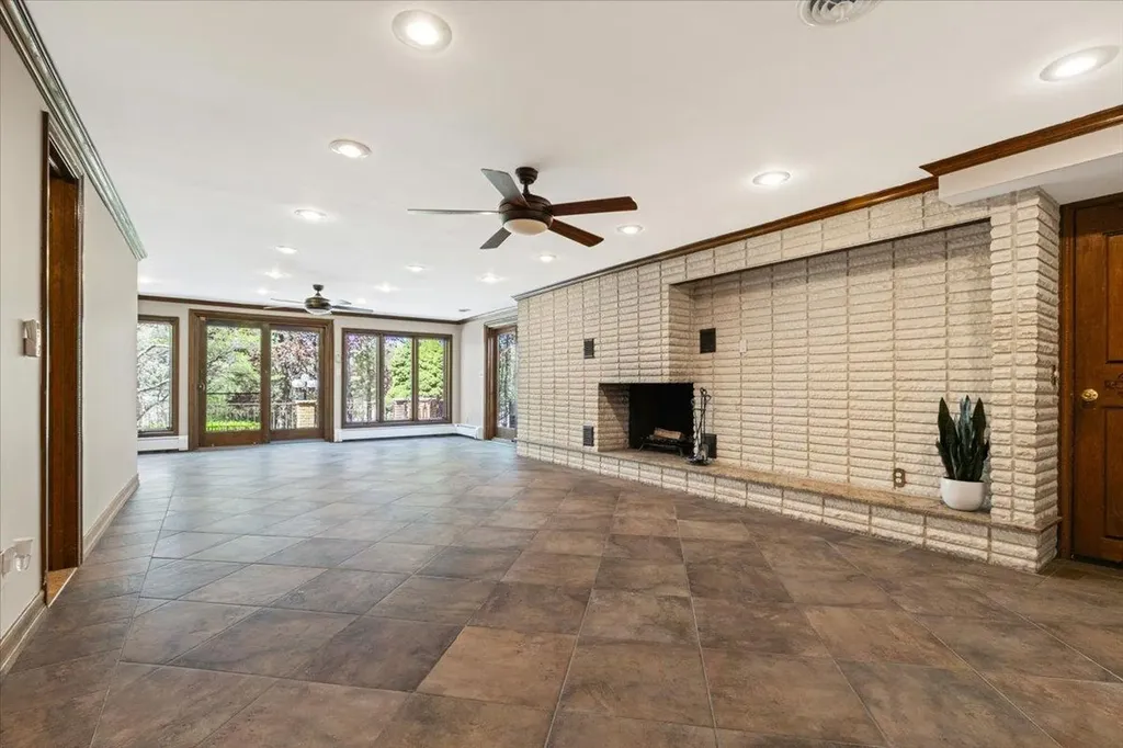 17 Lark Avenue White Plains NY 10607