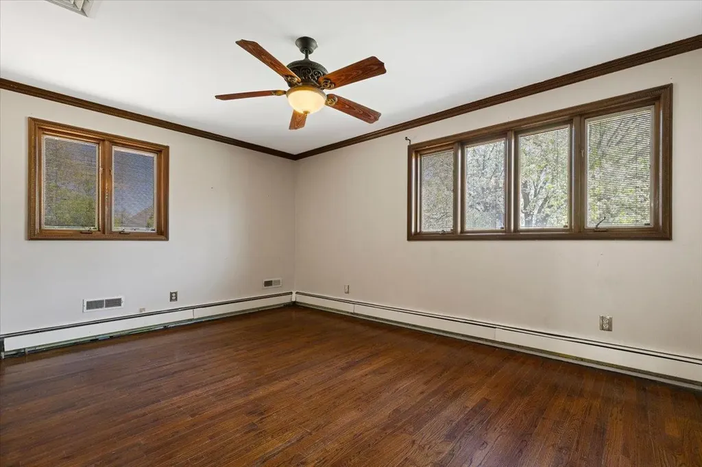 17 Lark Avenue White Plains NY 10607