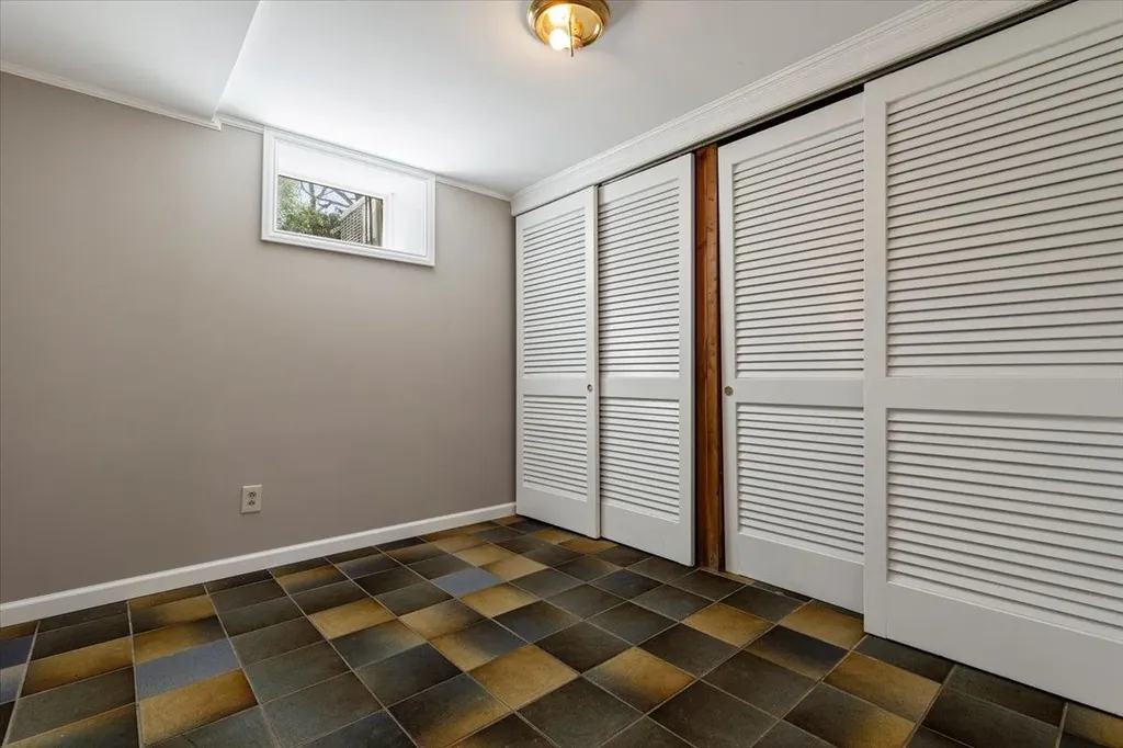17 Lark Avenue White Plains NY 10607