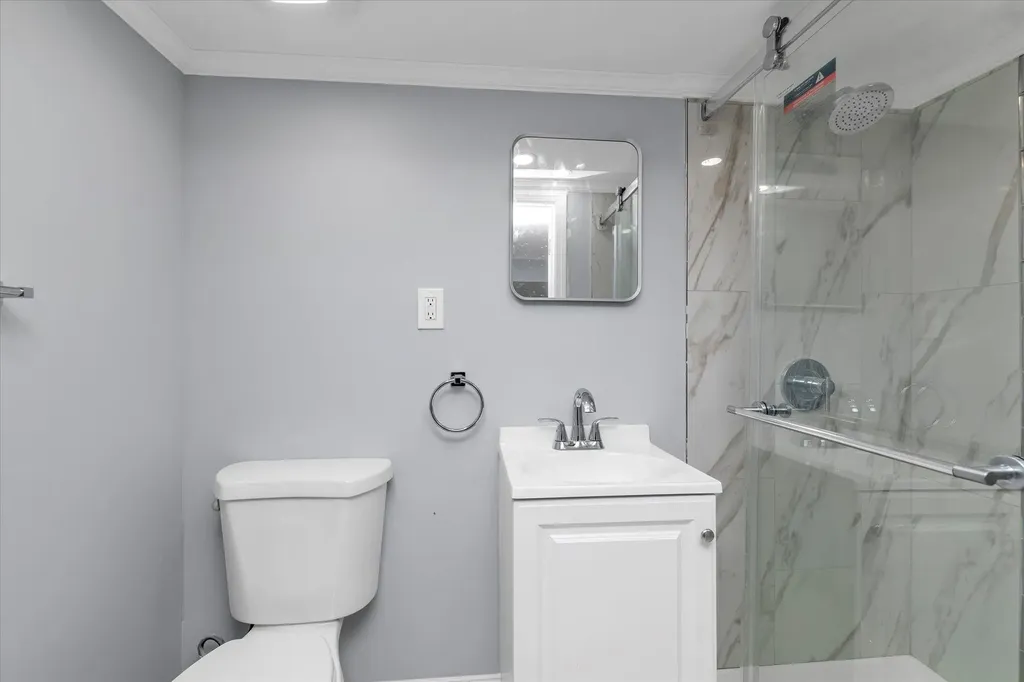 801 Mirabelle Avenue Westbury NY 11590
