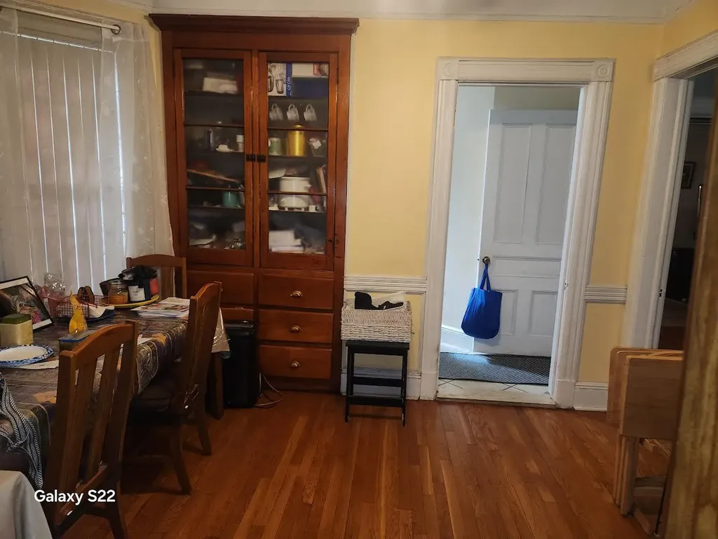 3930 Carpenter Avenue Bronx NY 10466