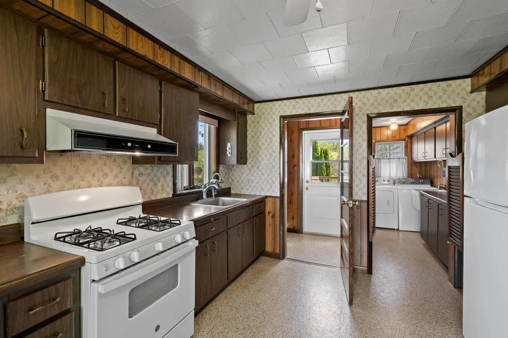 33 Little Brooklyn Road Warwick NY 10990