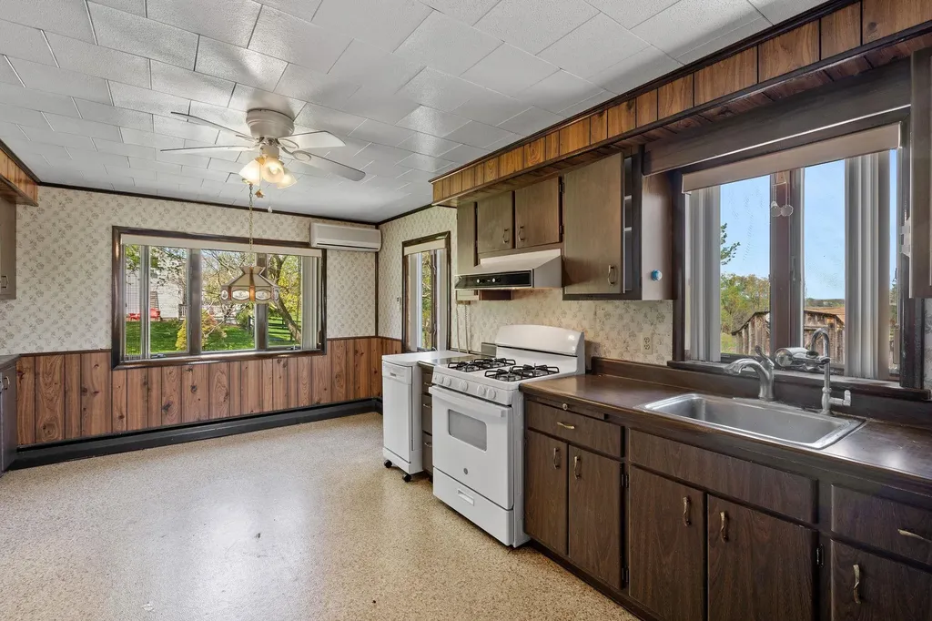 33 Little Brooklyn Road Warwick NY 10990