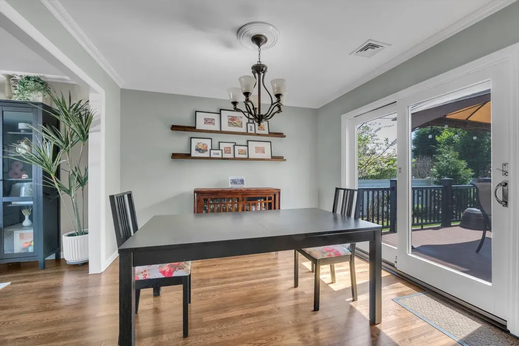47 Parkview Circle Bethpage NY 11714
