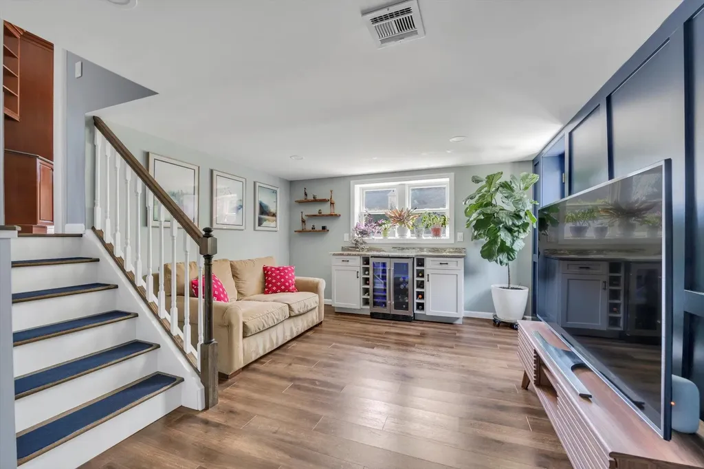 47 Parkview Circle Bethpage NY 11714