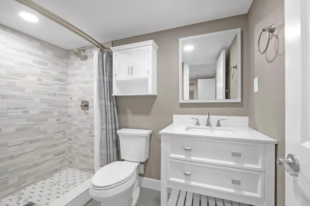 47 Parkview Circle Bethpage NY 11714