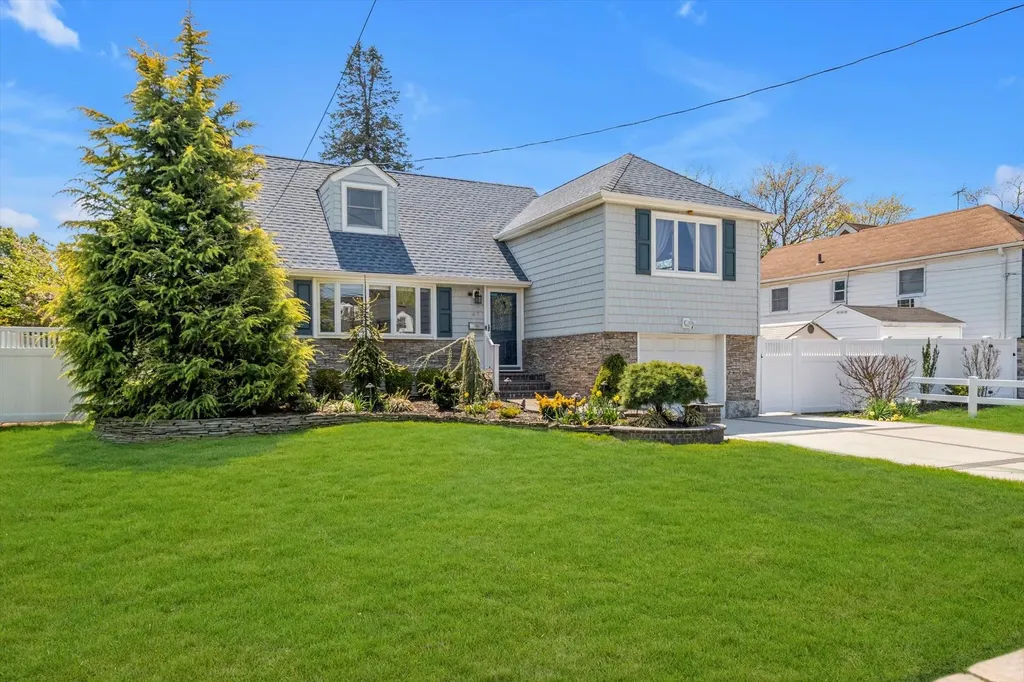 47 Parkview Circle Bethpage NY 11714