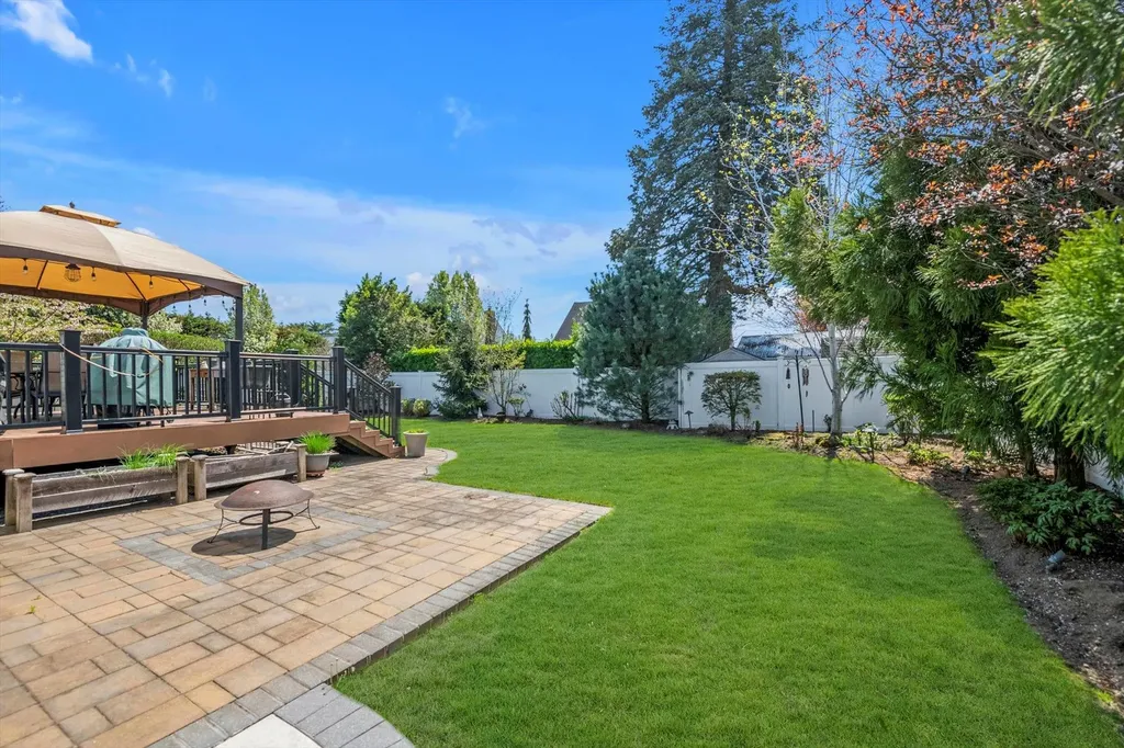 47 Parkview Circle Bethpage NY 11714