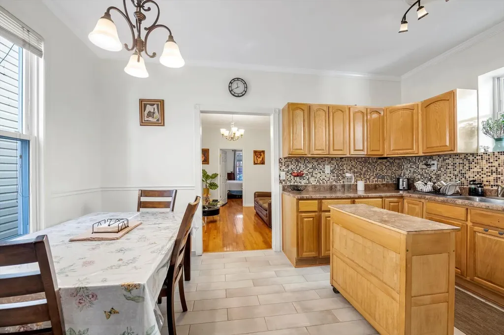 215 Warwick Street Brooklyn NY 11207