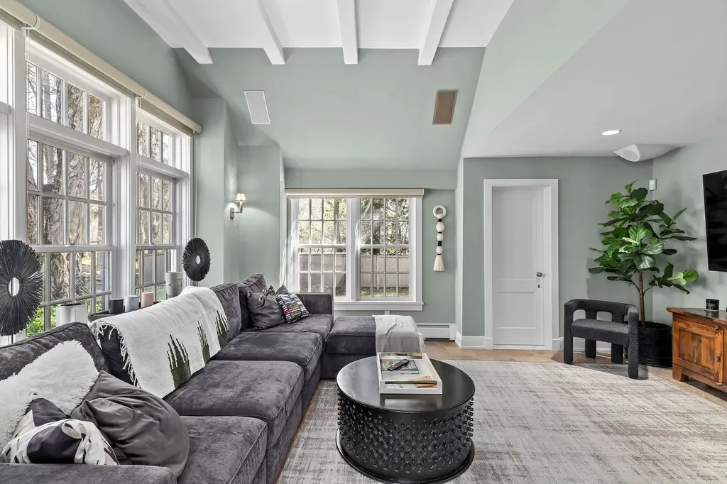51 Trinity Pass Road Pound Ridge NY 10576