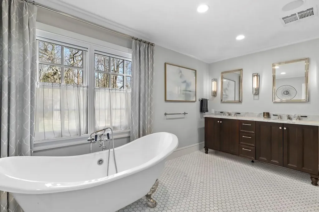 51 Trinity Pass Road Pound Ridge NY 10576