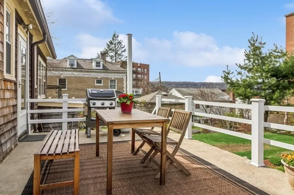 19 Morris Crescent Yonkers NY 10705