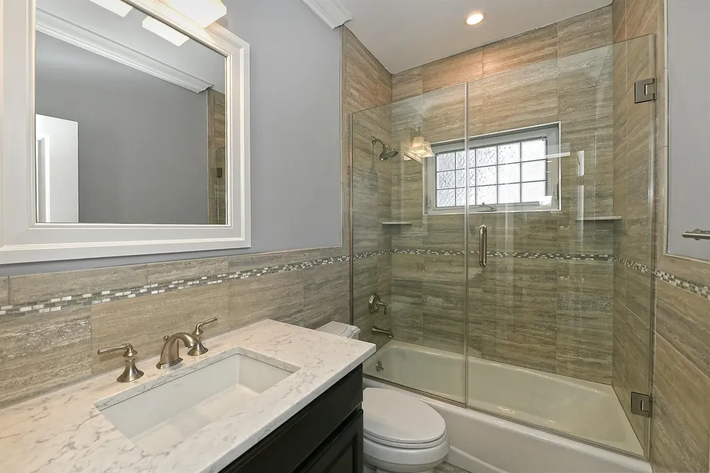 981 Baldwin Path Dix Hills NY 11746