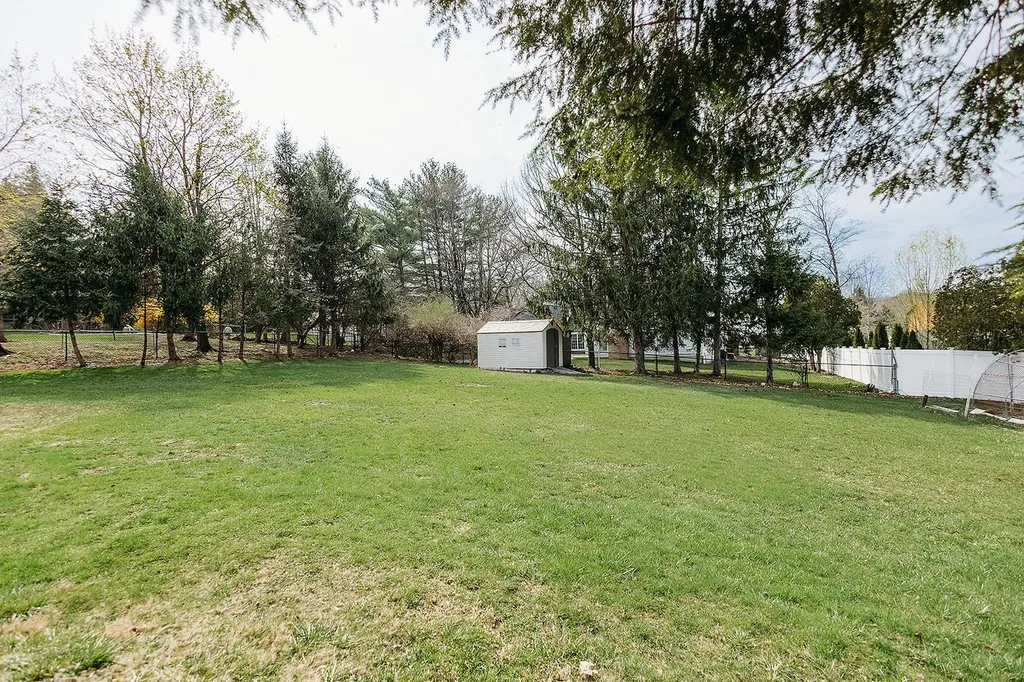 11 Kennedy Terrace Middletown NY 10940