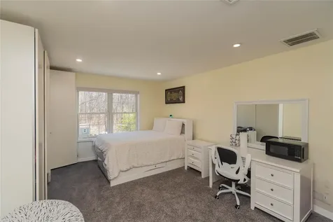 13 Orr-hatch Drive Cornwall NY 12518