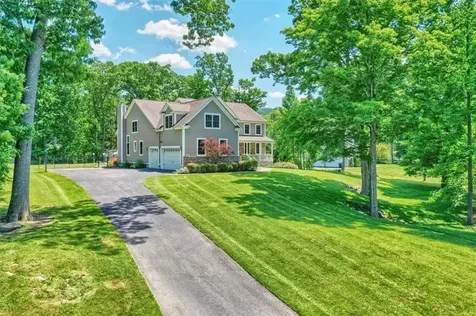 13 Orr-hatch Drive Cornwall NY 12518